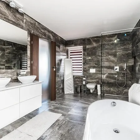 House * Sauna * Вилла Познань